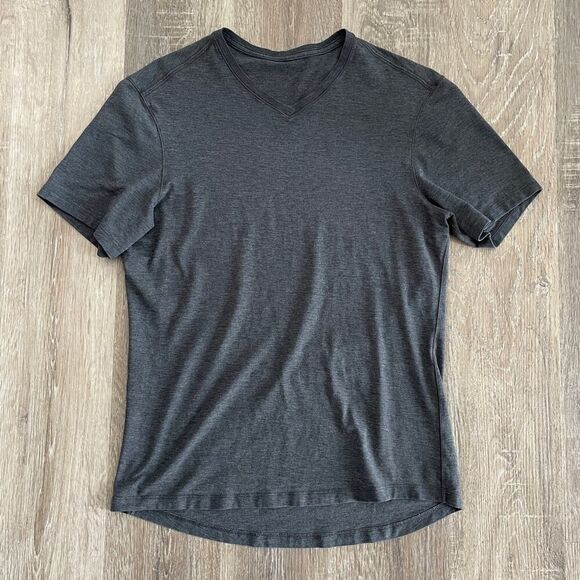 Lululemon Men’s Lululemon 5 Year Basic Tee in Heathered Black - Picture 9 of 11